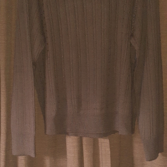 Jennifer Moore - Picture 2 of 3